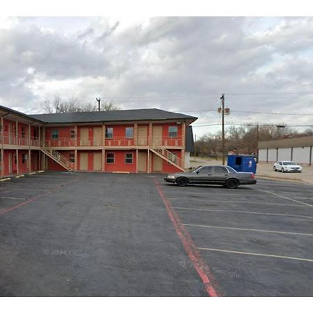 Exclusivo Inn By Oyo Grand Prairie, Tx Екстериор снимка